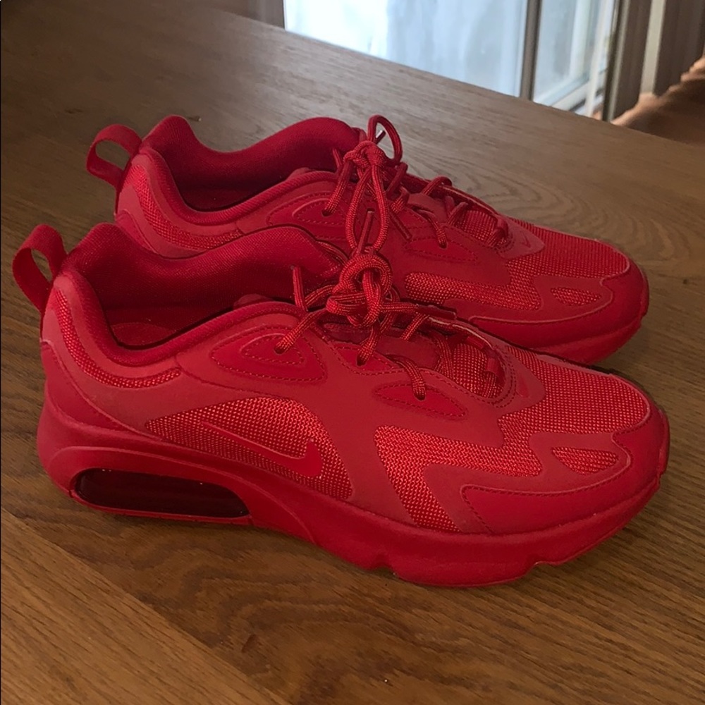 Red Nike air max like new!